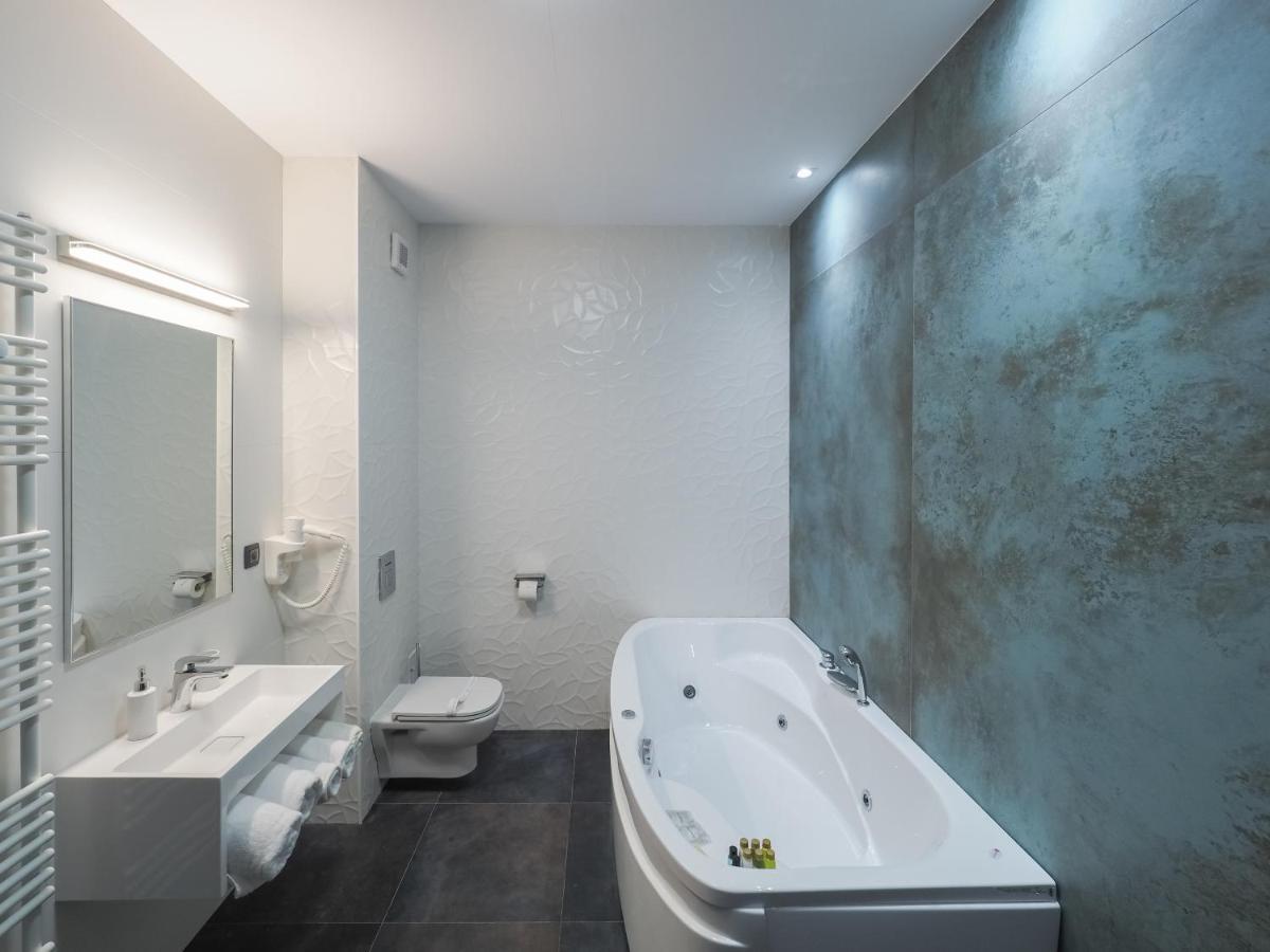 סיביו Hotel Anastasia מראה חיצוני תמונה