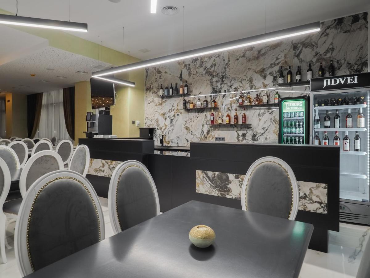 סיביו Hotel Anastasia מראה חיצוני תמונה