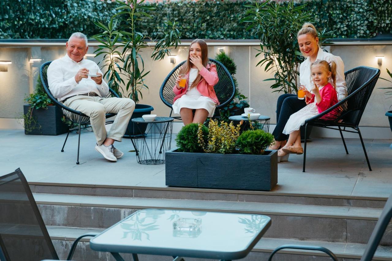 סיביו Hotel Anastasia מראה חיצוני תמונה